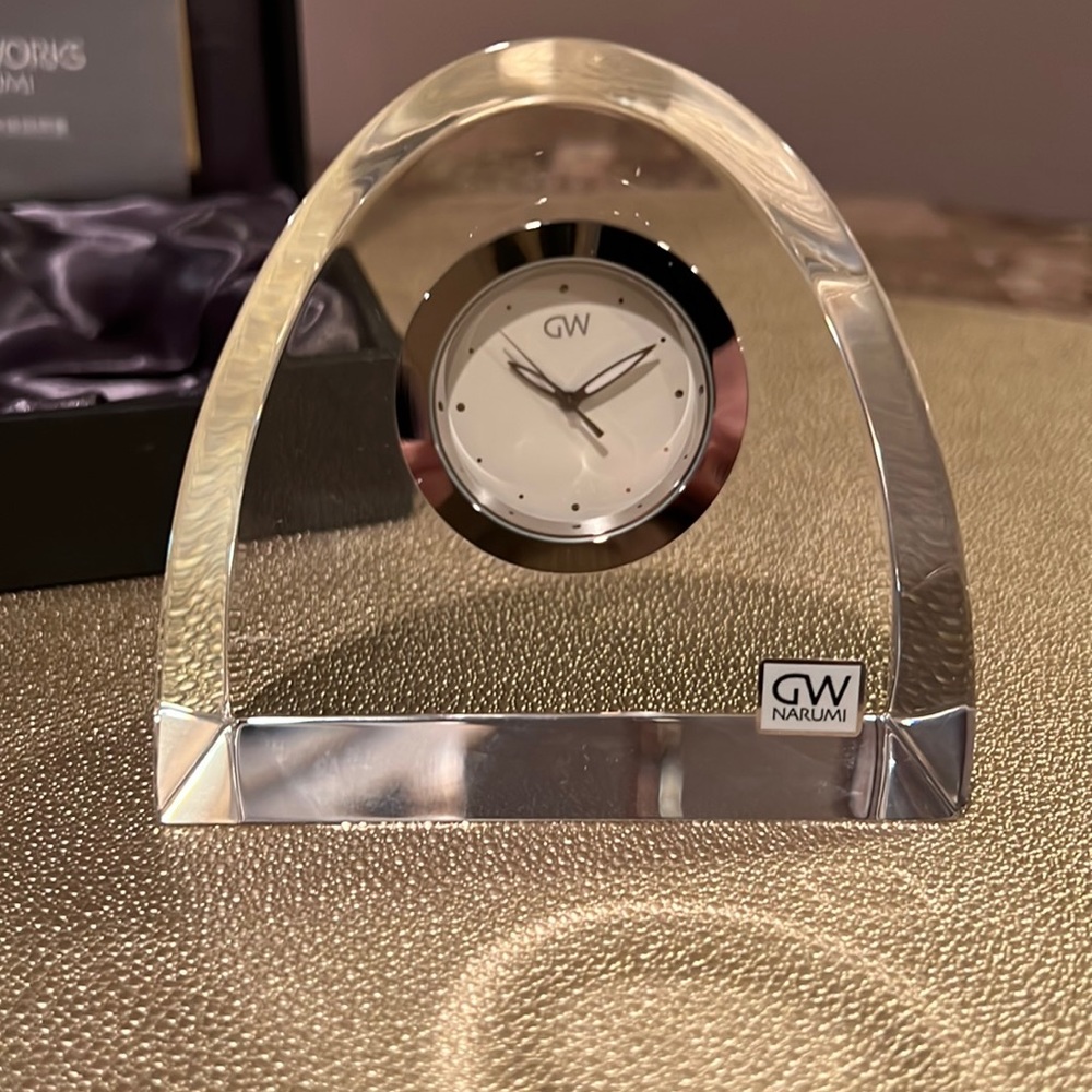 NARUMI Glass Works Table Clock - Picture 2 of 10